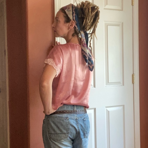 Vintage Victorias Secret Gold Label Top Bow Lace Embellished Sleepshirt 70s 80s - Picture 4 of 9